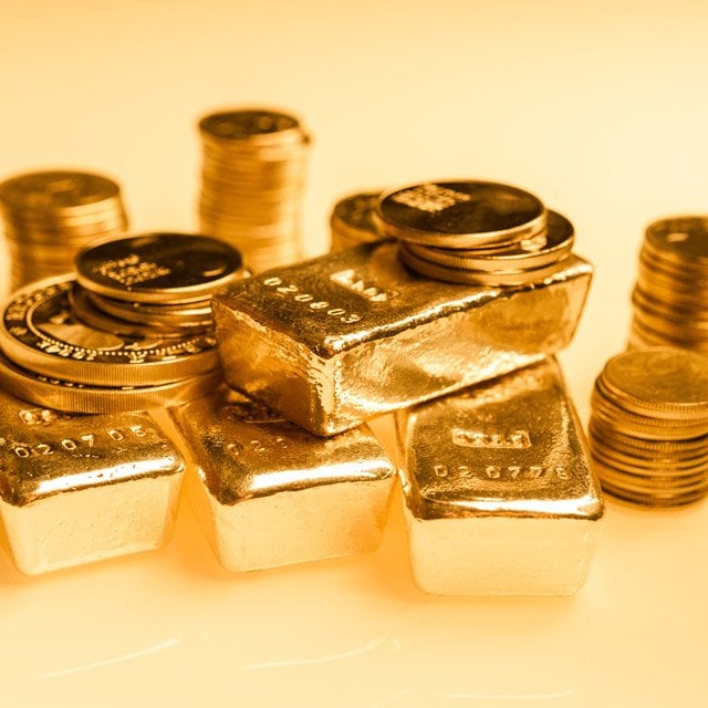 Gold Heads for Biggest Gain Since 2010